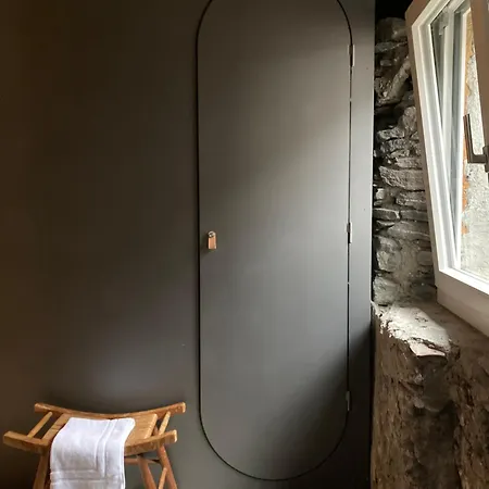 Do-minus Boutique & Private Ca Poelete * Bellinzona